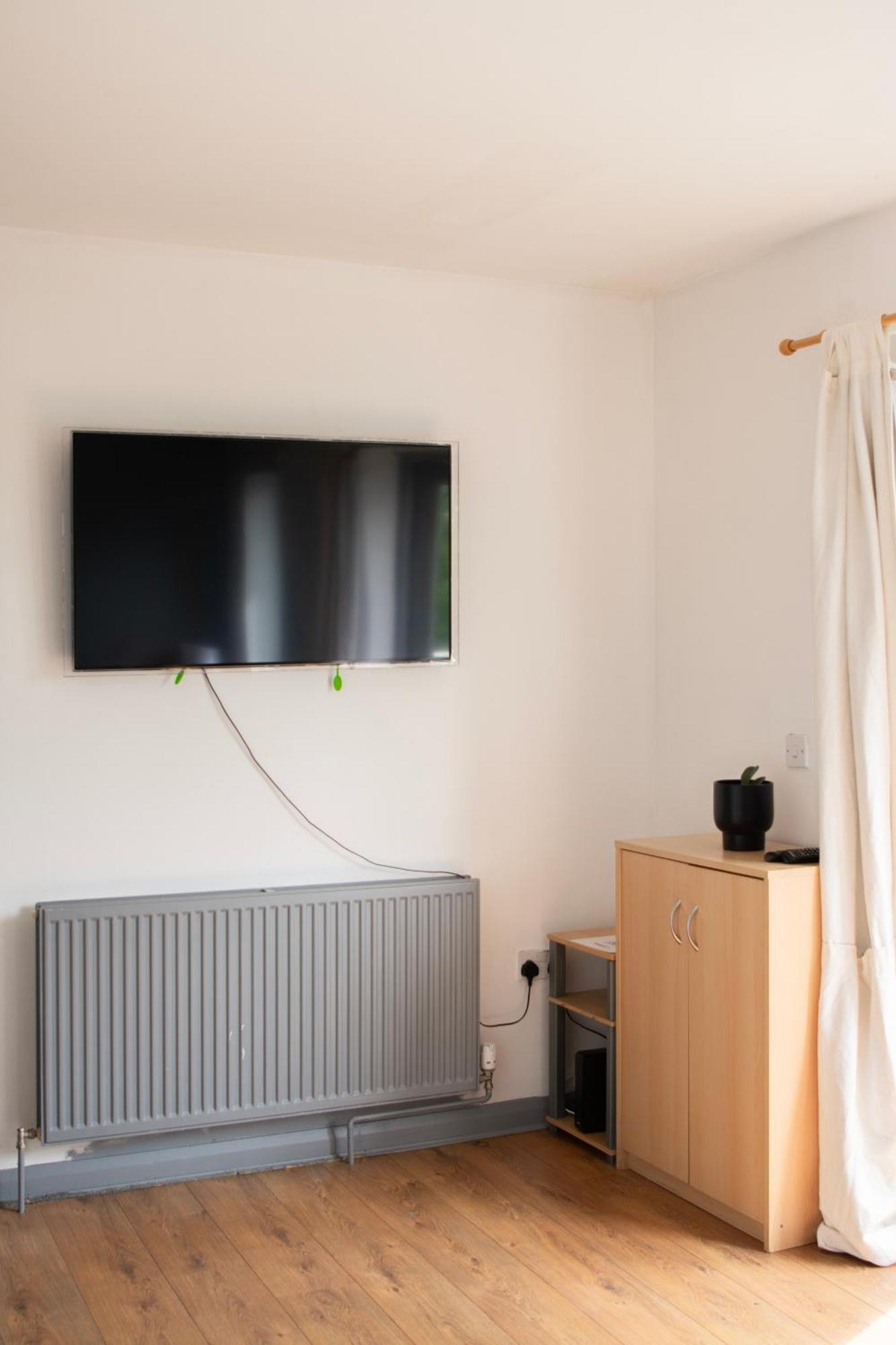 Well-Equipped 4 Bedroom House Close To City Centre Leeds  Dış mekan fotoğraf